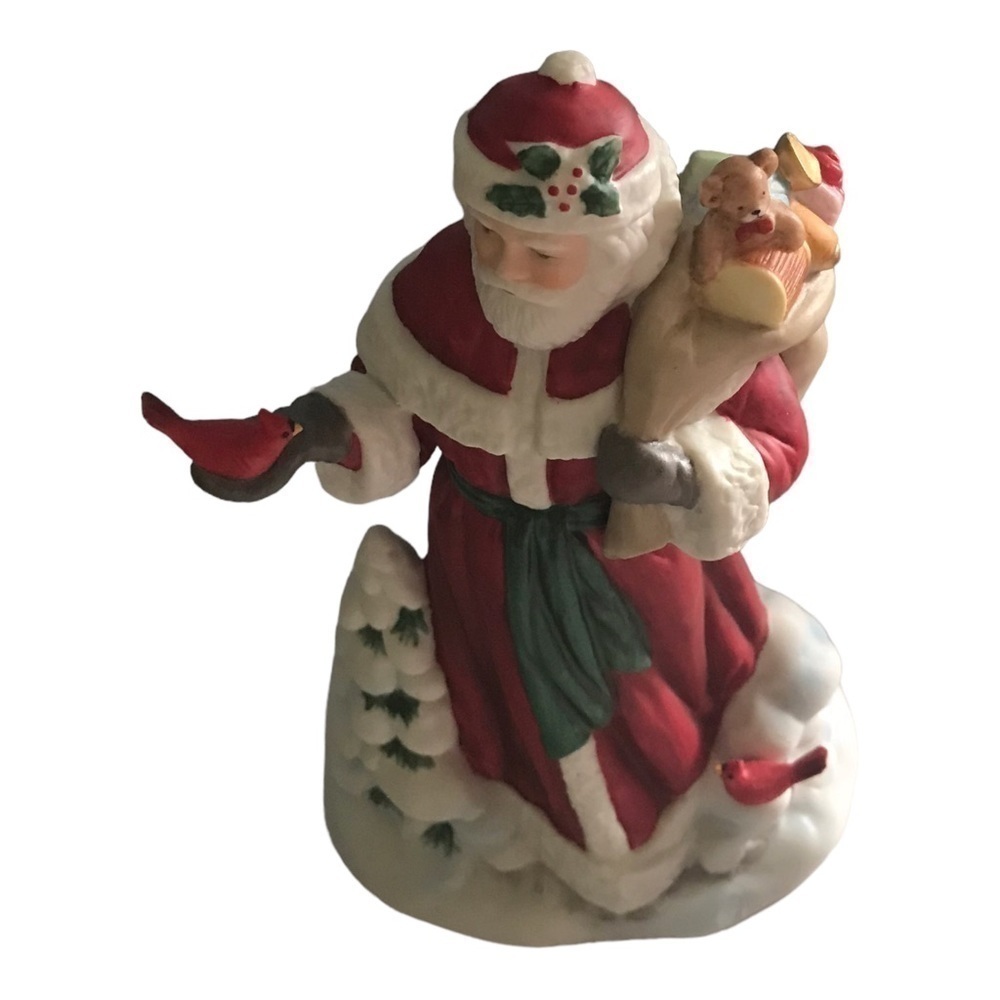 Avon Fine Collectable Santa with Cardinal Figurine